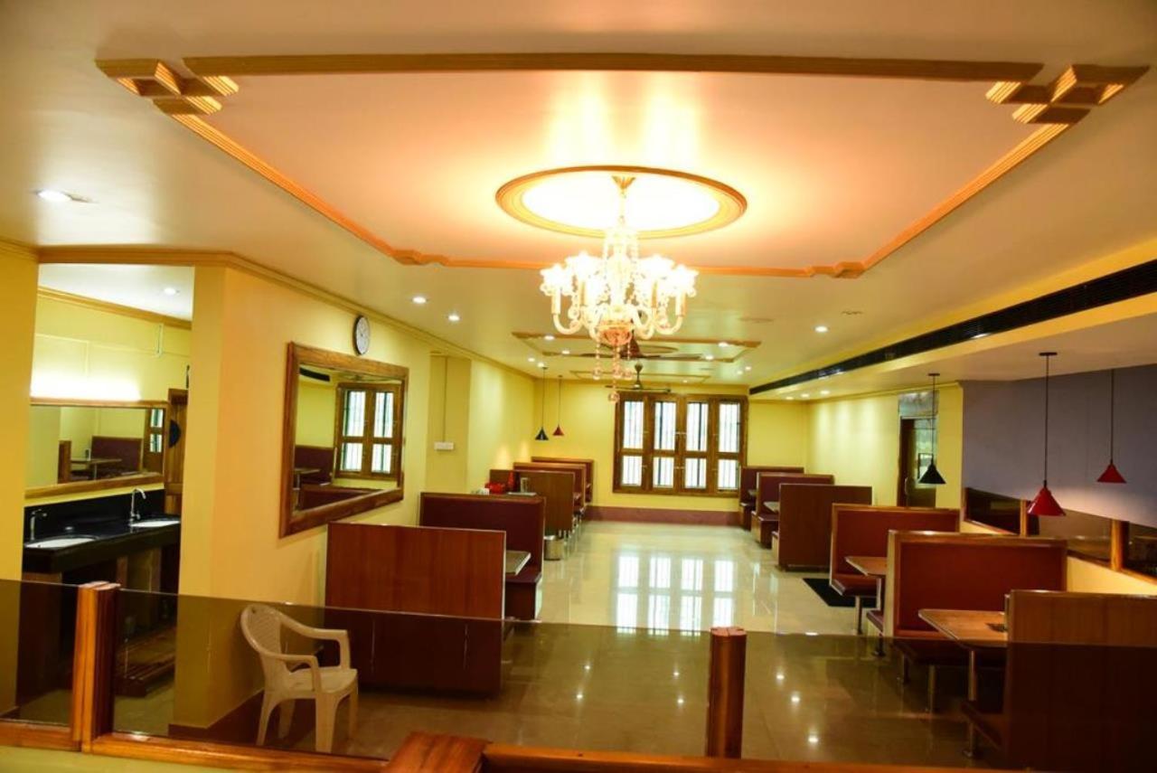 Hotel Chembiyan Pudukkottai Экстерьер фото