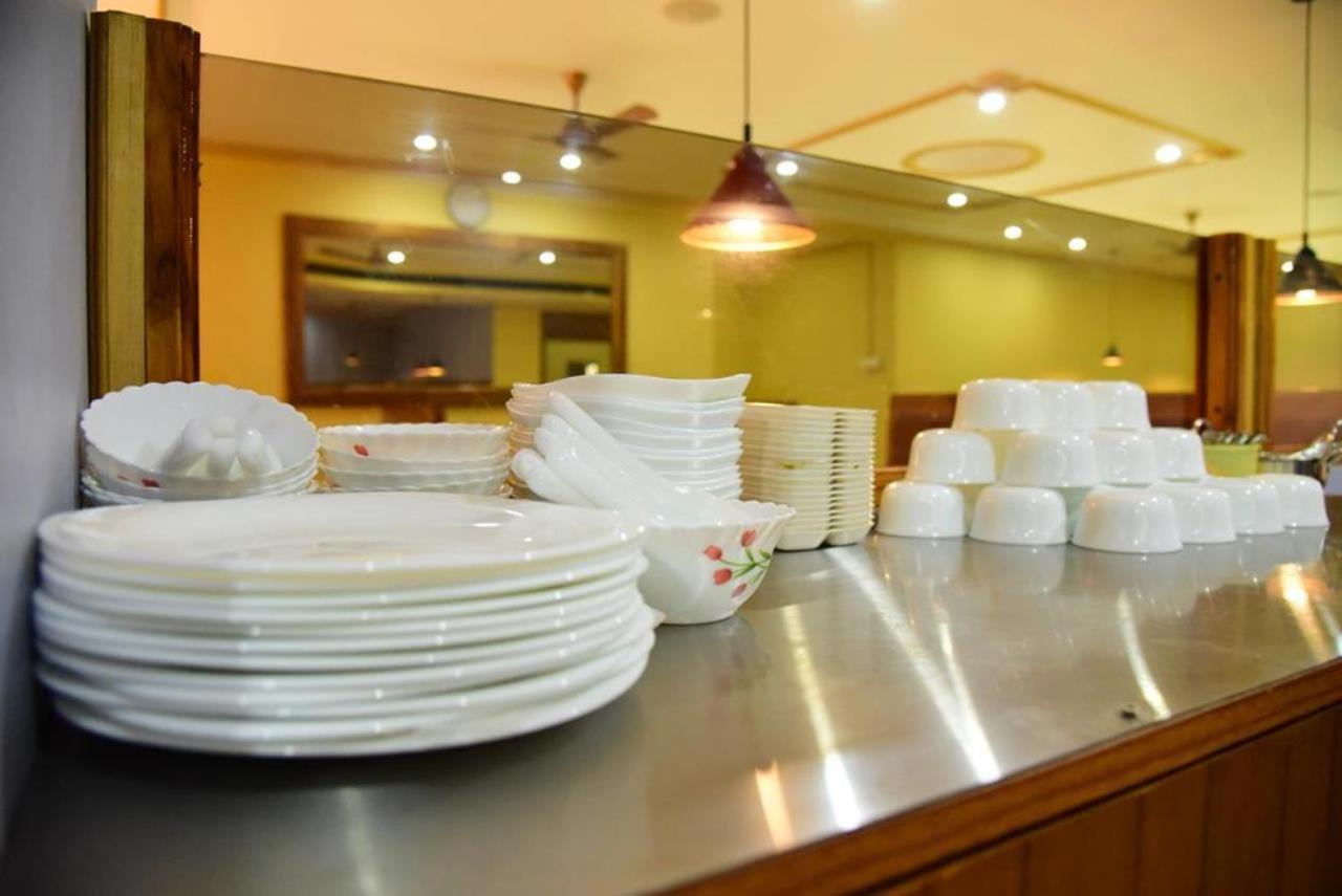 Hotel Chembiyan Pudukkottai Экстерьер фото